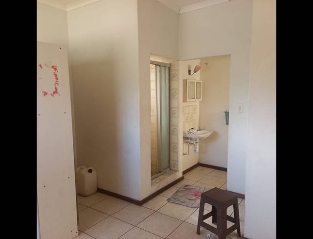 3 BEDROOM HOUSE FOR SALE IN MEER EN SEE
